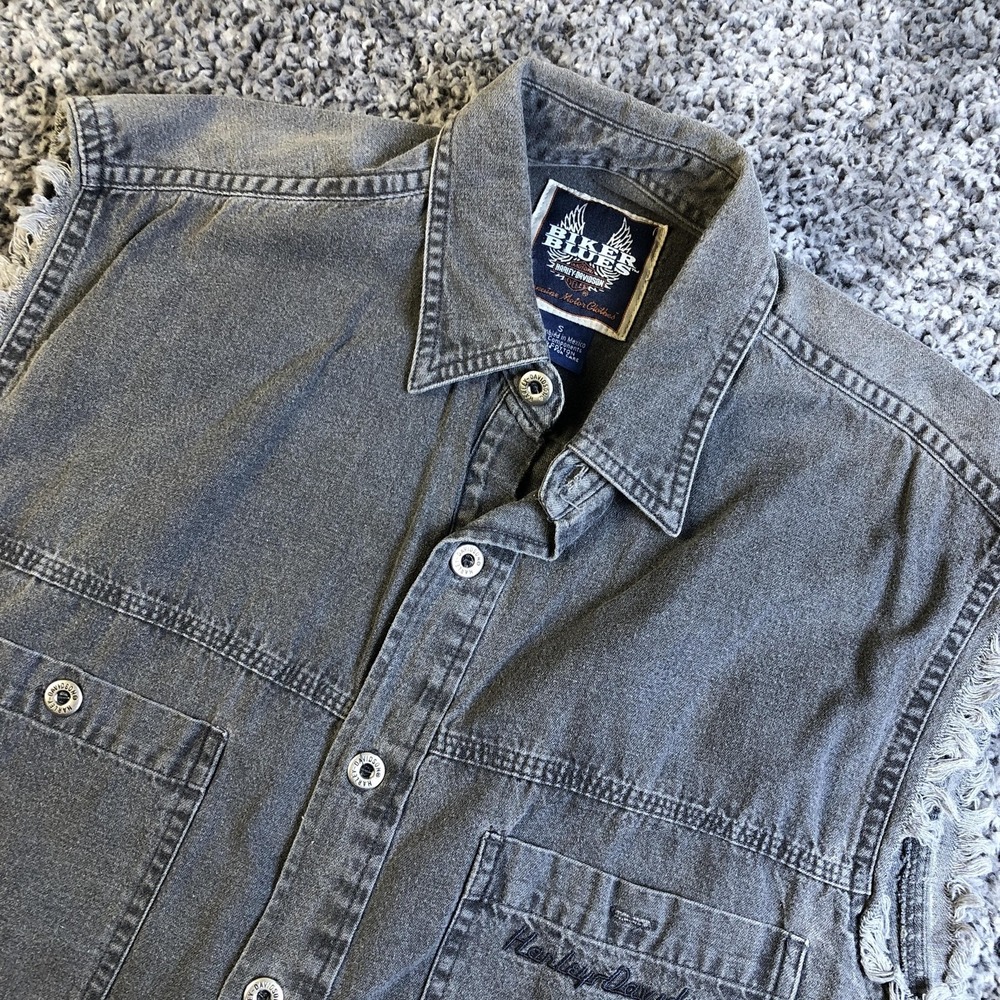 Harley-Davidson Shirt Mens Small Gray Denim Sleeveless Button Up Biker Blues